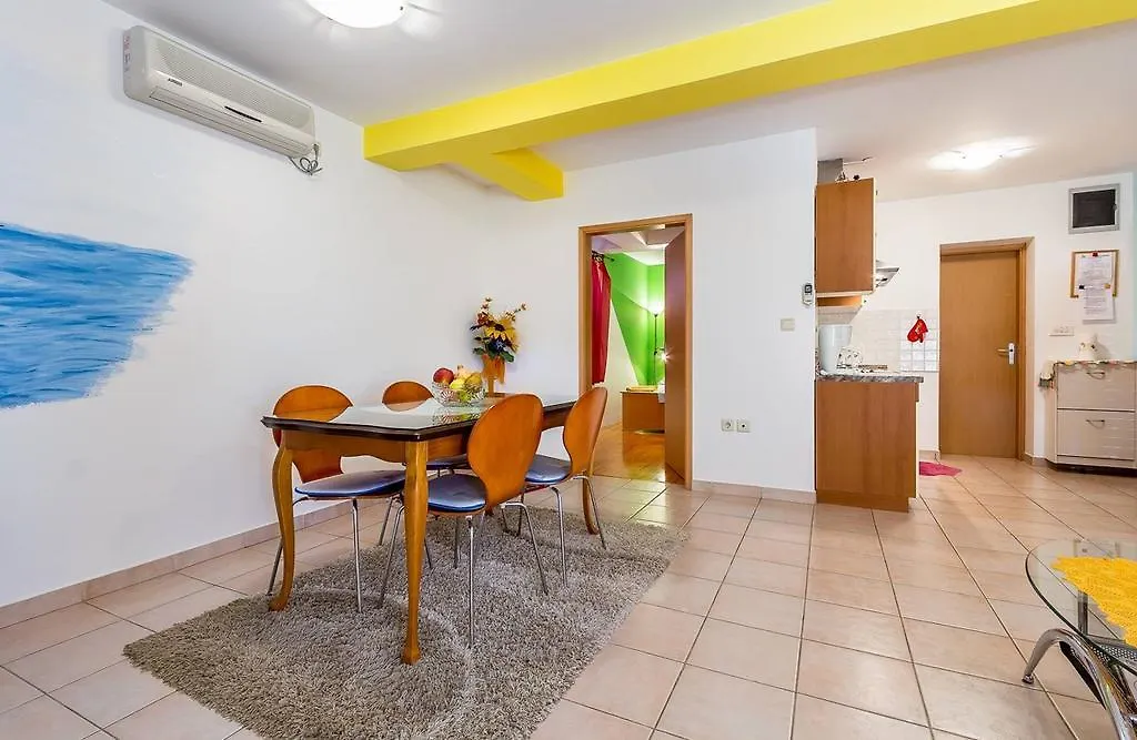 Apartment Ellis Premantura